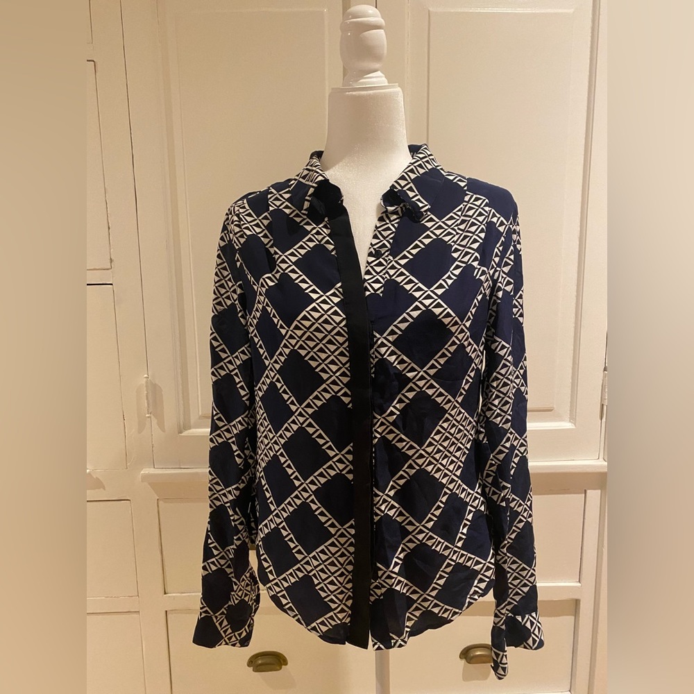 Trina Turk Button Down 100% Silk Geometric Blouse